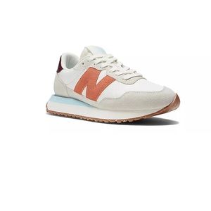 New Balance Women’s 237 Sneakers | Size 9